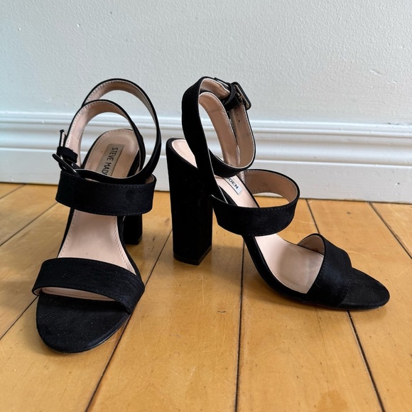 Steve Madden Black Suede Block Heel Sandals - Picture 6 of 12